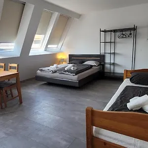  Apartament Tota