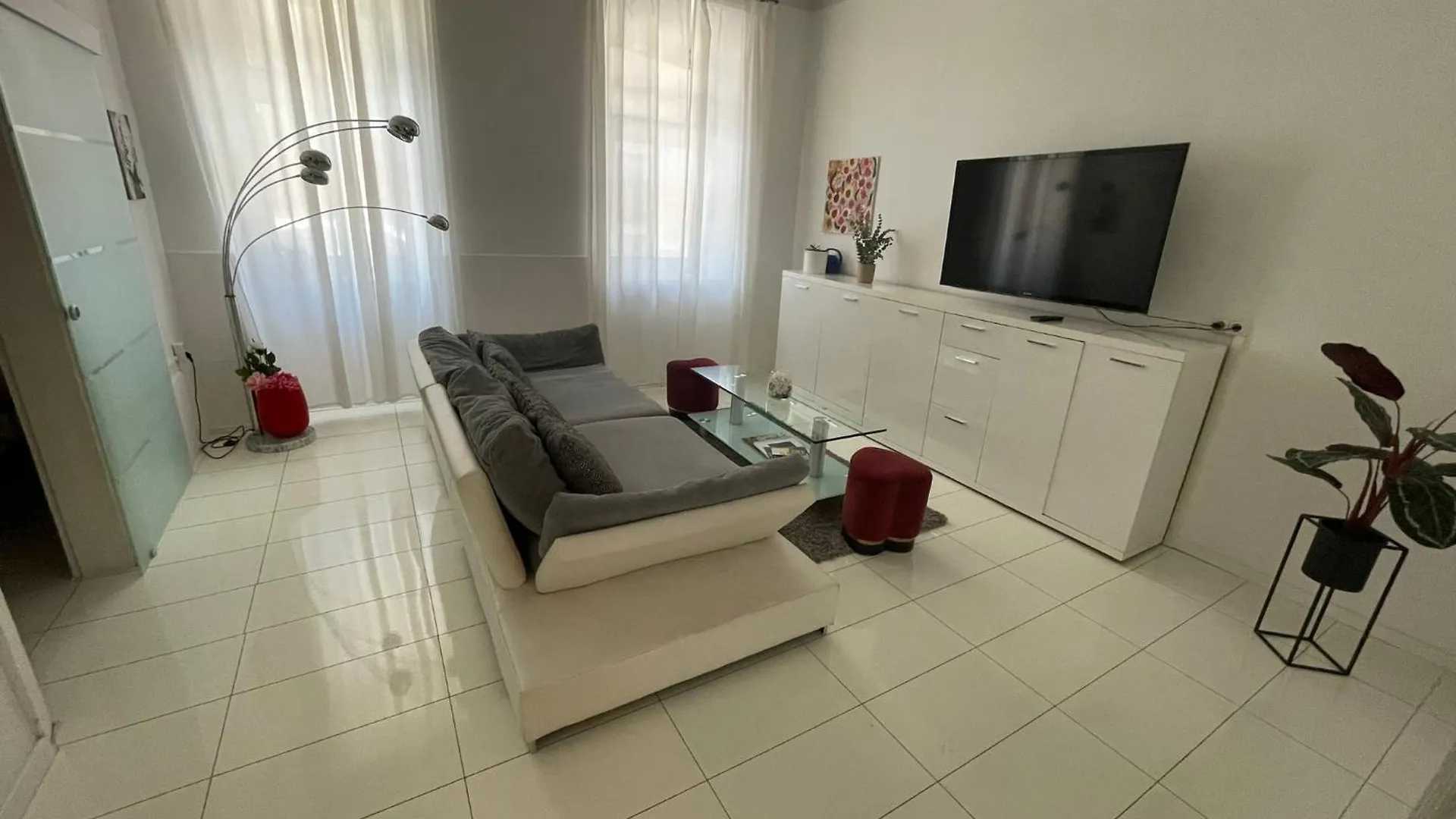 Apartment Geibel T4 - 85M2 - Highspeed Internet - Hundefreundlich contacts